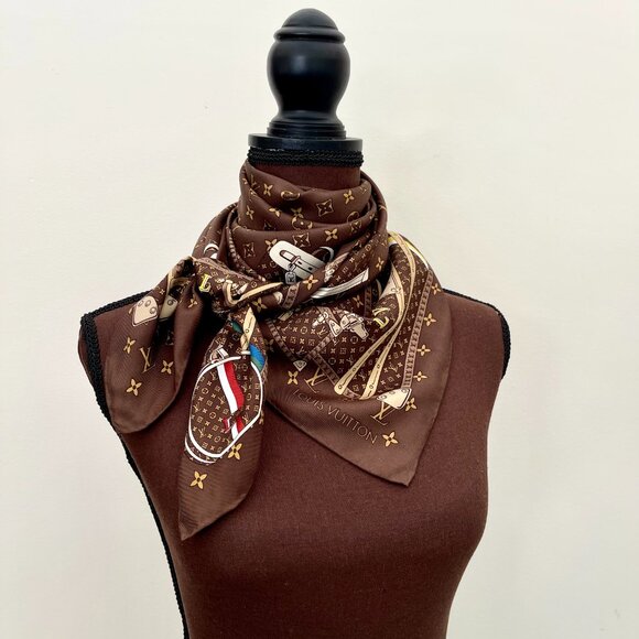 Louis Vuitton Silk Wrap Iconic Monogram Trunks Luggage Brown Classic Scarf - Picture 16 of 16